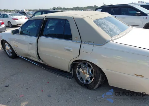 2003 Cadillac Deville Standard z USA, uszkodzony, nr VIN 1G6KD54Y43U210692